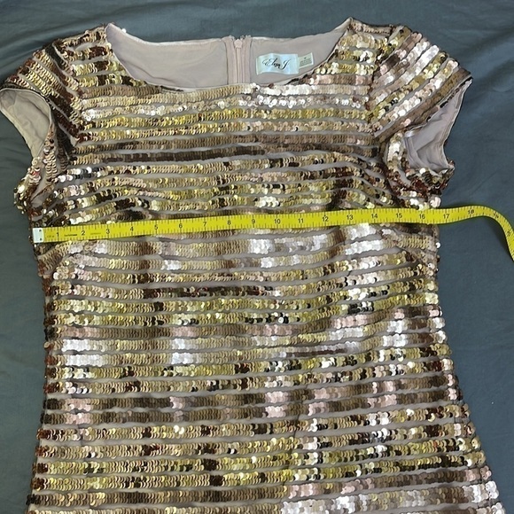 Eliza J Sequins dress size 10 - Picture 14 of 15